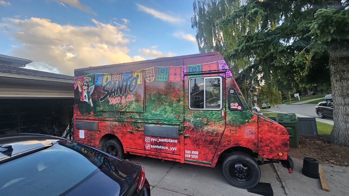 Vehicle wrap work from Vehicle Decals Calgary